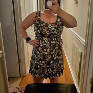Cute spring dress!